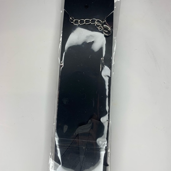 Pearl earring set - Picture 2 of 6